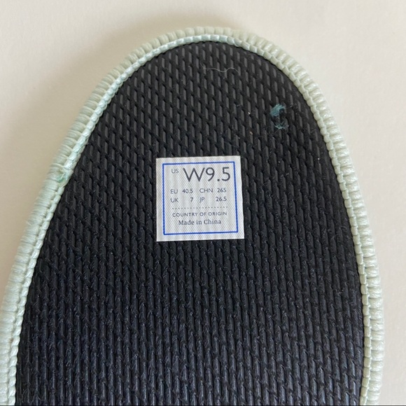 NIB Rothys The Sneaker Sea Green Slip On Shoes - Picture 9 of 11